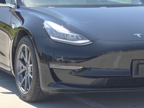 Used 2018 Tesla Model 3 Long Range AWD/4WD image 7
