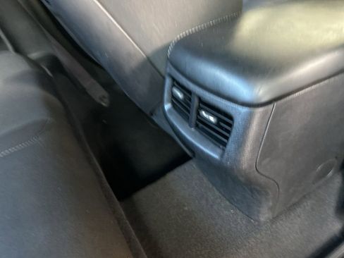 Used 2022 Dodge Challenger GT image 24