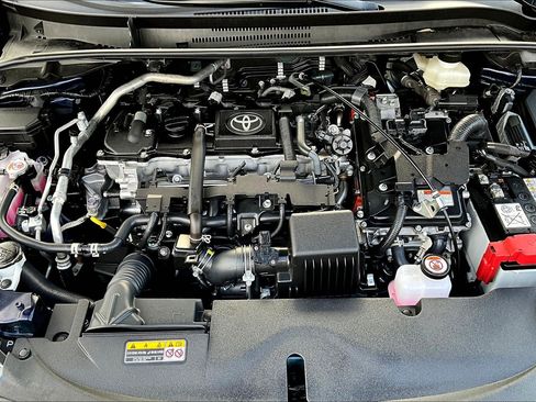 Used 2025 Toyota Corolla SE image 10