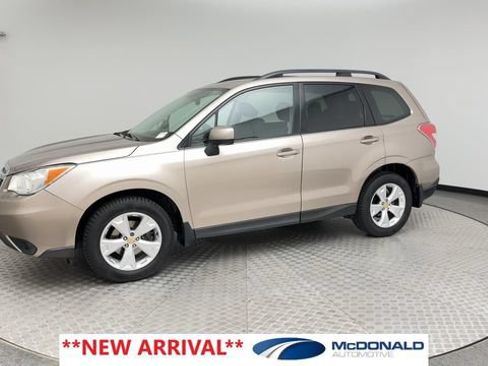 Used 2015 Subaru Forester 2.5i Premium AWD/4WD image 6