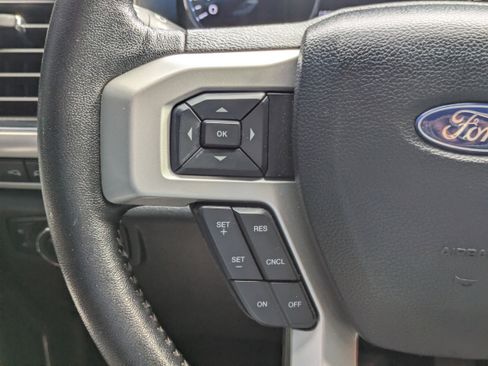 Used 2019 Ford F250 Lariat w/ Lariat Value Package image 15