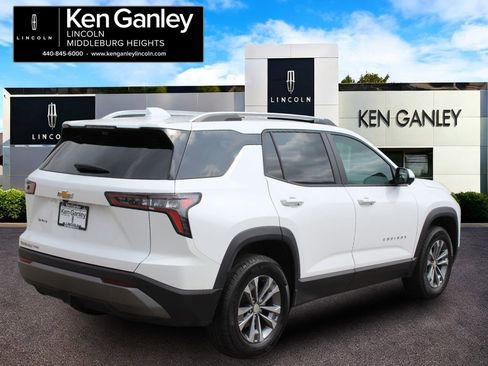 Used 2025 Chevrolet Equinox LT w/ Convenience Package II image 7