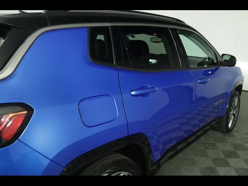 Used 2022 Jeep Compass Limited w/ Elite Group AWD/4WD image 23