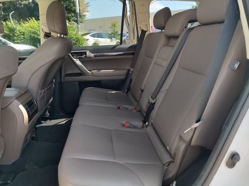 Used 2021 Lexus GX 460 Premium w/ Premium Package AWD/4WD image 30