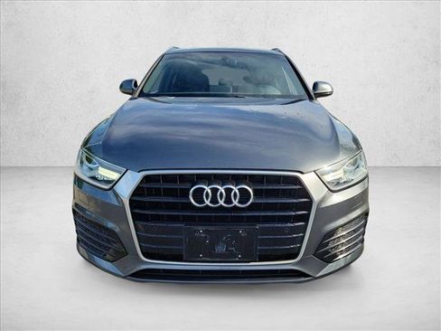 Used 2018 Audi Q3 2.0T Premium w/ Convenience Package FWD image 2