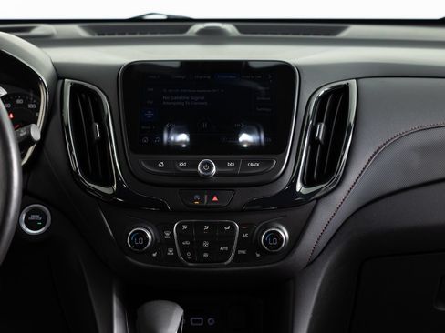 Used 2022 Chevrolet Equinox RS w/ Infotainment Package AWD/4WD image 39