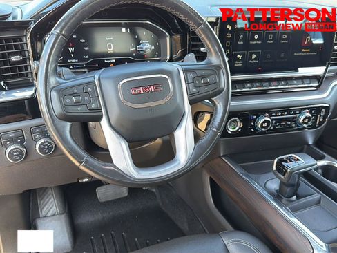 Used 2022 GMC Sierra 1500 SLT w/ SLT Convenience Package AWD/4WD image 16