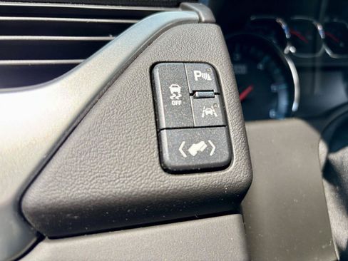 Used 2018 Chevrolet Tahoe LT AWD/4WD image 27