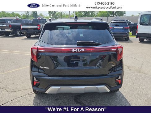 Used 2024 Kia Seltos SX w/ SX Sunroof Package AWD/4WD image 4