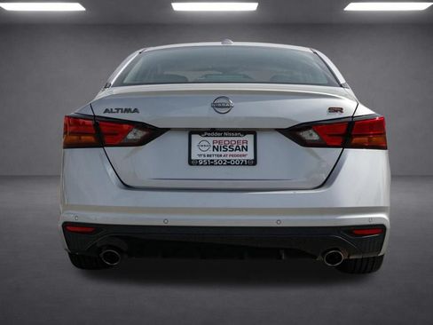 Used 2024 Nissan Altima 2.5 SR FWD image 5