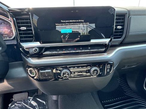 New 2026 Chevrolet Silverado 1500 LT AWD/4WD image 13
