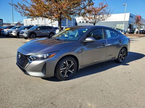 Certified 2024 Nissan Sentra SV image 8