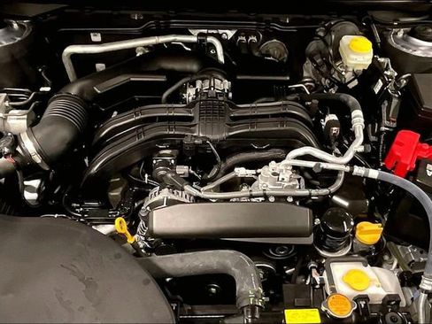 Used 2025 Subaru Outback Premium image 10