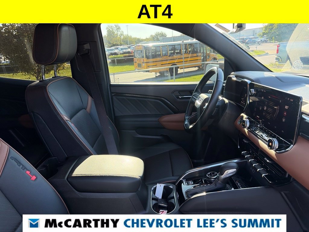 Used 2024 GMC Canyon AT4 w/ AT4 Premium Package AWD/4WD image 28
