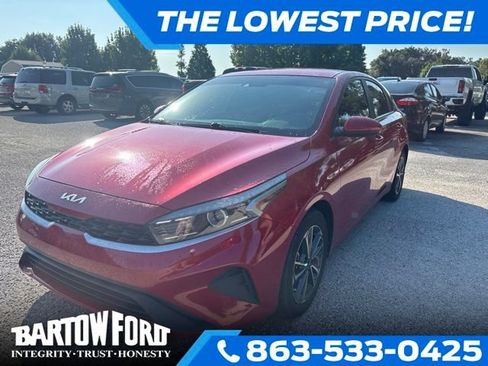 Used 2022 Kia Forte LXS FWD image 1