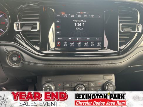 Used 2022 Dodge Durango SXT w/ Blacktop Package image 14