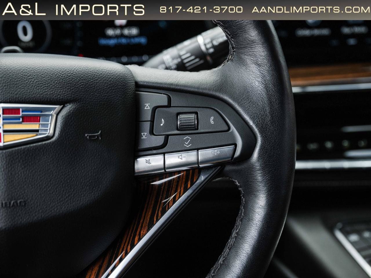 Used 2024 Cadillac Escalade ESV Premium Luxury AWD/4WD image 54