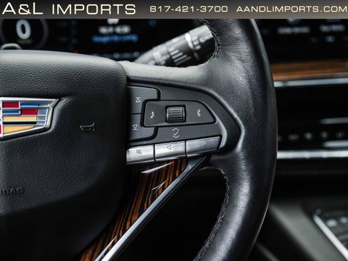 Used 2024 Cadillac Escalade ESV Premium Luxury AWD/4WD image 54