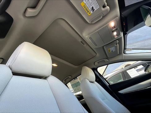 Used 2021 MAZDA MAZDA3 s image 13