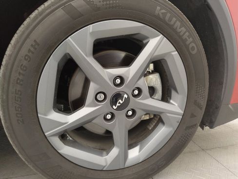 Used 2025 Kia K4 FWD image 31