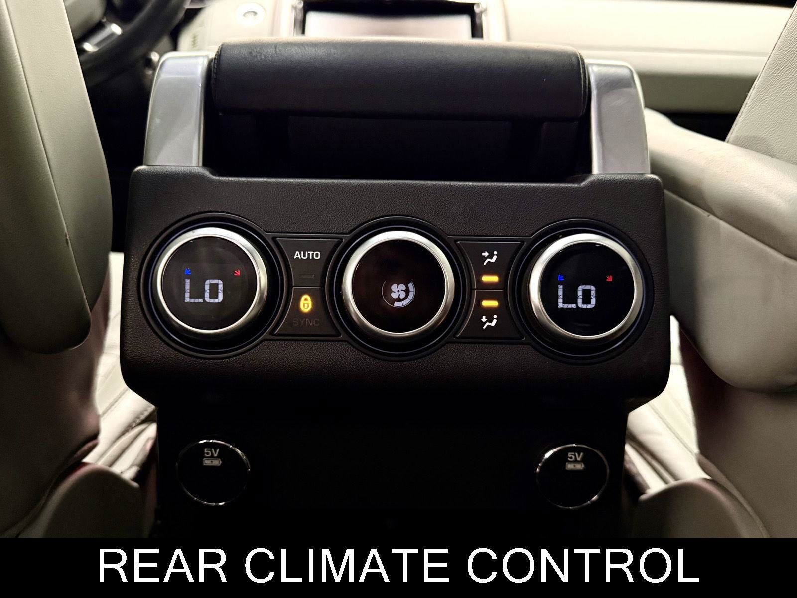 Used 2017 Land Rover Discovery HSE Luxury AWD/4WD image 19