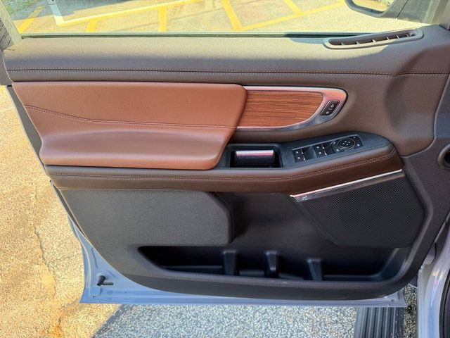 Used 2025 Ford Expedition King Ranch AWD/4WD image 23