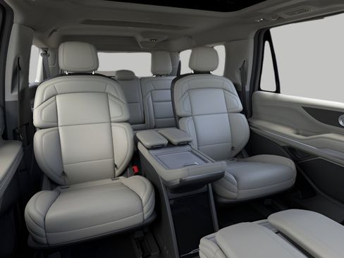 New 2026 Lincoln Navigator L Reserve w/ Jet Appearance Package AWD/4WD image 11