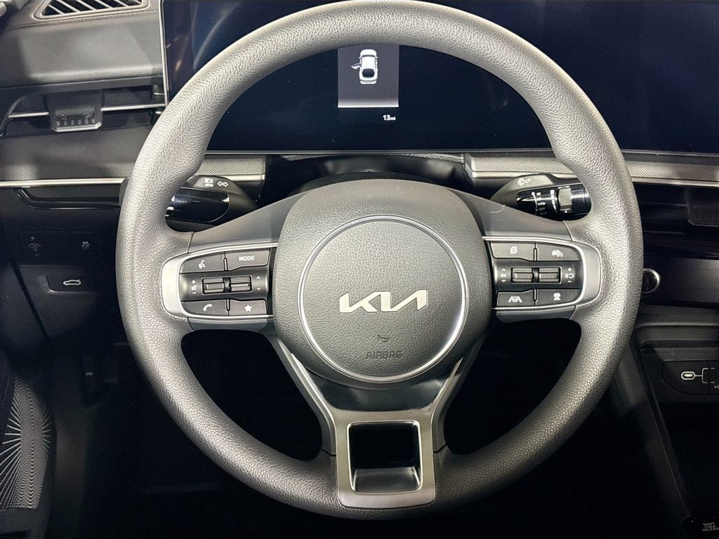 New 2026 Kia K5 LXS FWD image 13