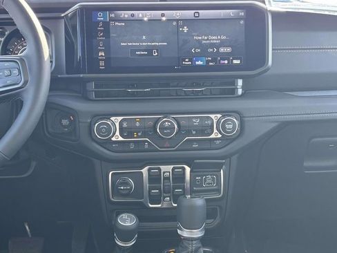 New 2026 Jeep Gladiator Sport image 9