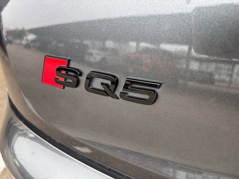 Used 2024 Audi SQ5 Premium Plus image 9