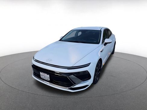 Used 2025 Hyundai Sonata SEL image 9