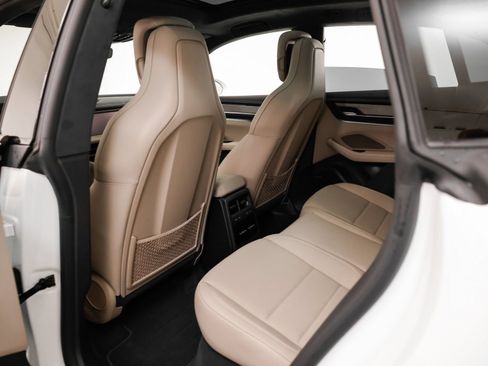 New 2025 Porsche Macan Turbo Electric image 31