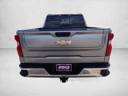 Used 2024 Chevrolet Silverado 1500 LT AWD/4WD image 3