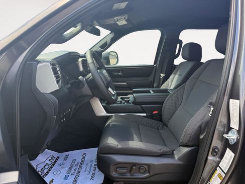 Used 2026 Toyota Tundra SR5 AWD/4WD image 10
