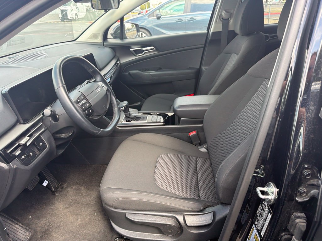Used 2026 Kia Sportage LX FWD image 10