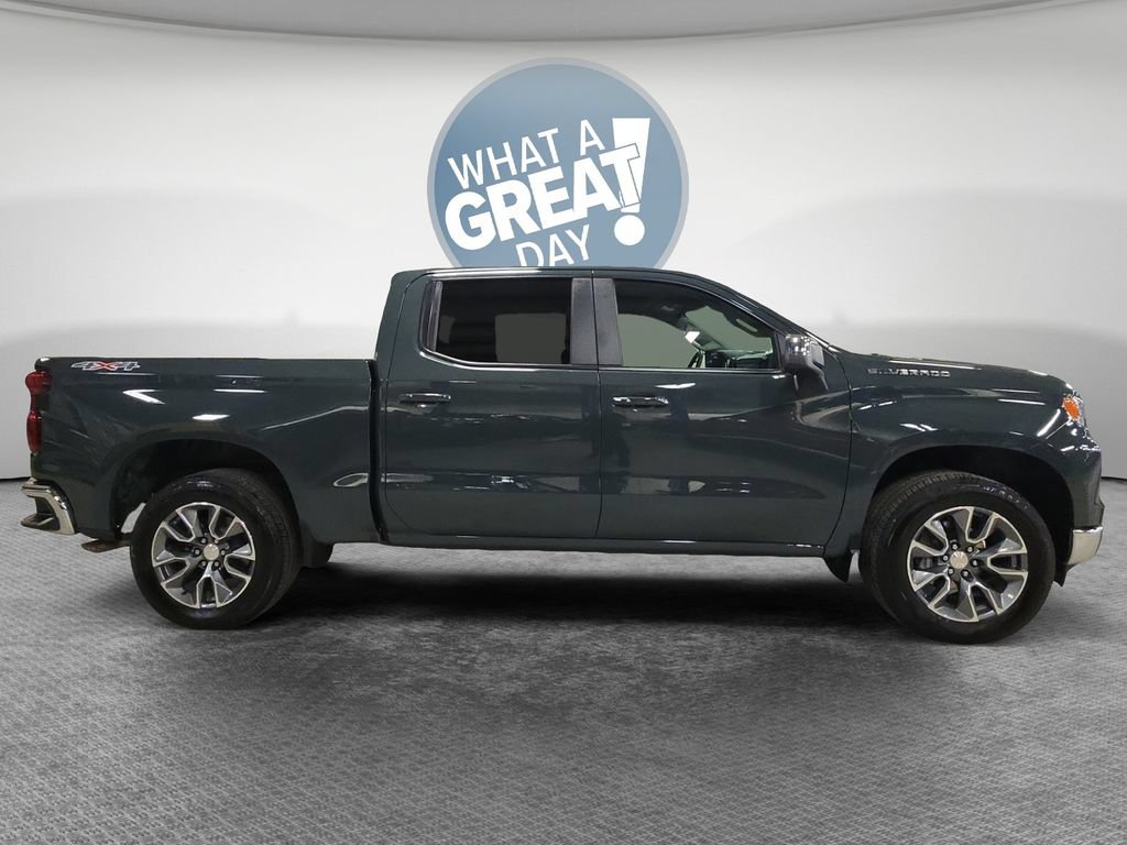 Certified 2026 Chevrolet Silverado 1500 LT AWD/4WD image 2