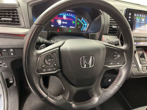 Used 2023 Honda Odyssey Sport image 31