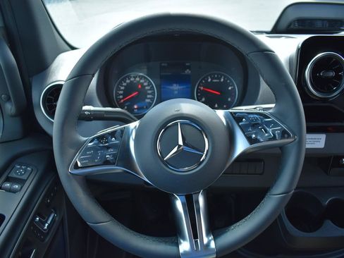 New 2025 Mercedes-Benz Sprinter 2500 image 14