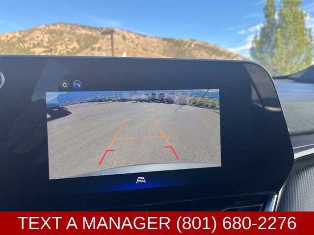 Used 2026 Chevrolet Equinox LT AWD/4WD image 19