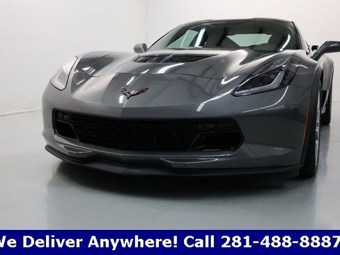 Used 2016 Chevrolet Corvette Z06 w/ 3LZ Preferred Equipment Group image 2