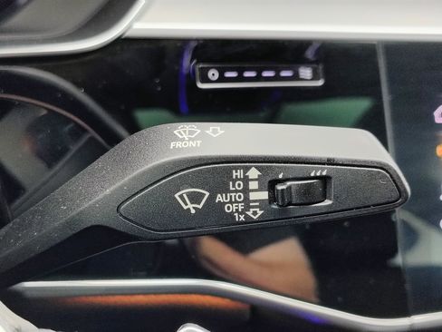 Used 2021 Audi A8 L 3.0T w/ Executive Plus Package image 51