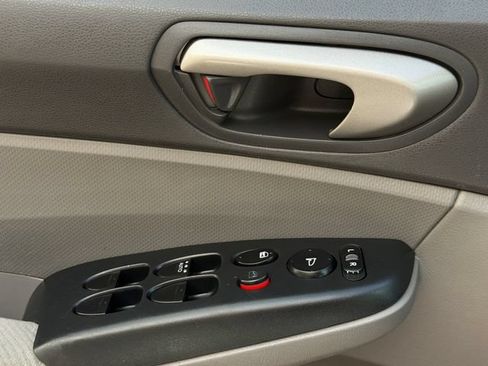 Used 2010 Honda Civic LX image 20