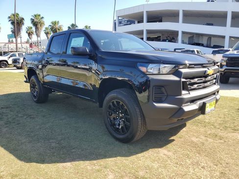 New 2026 Chevrolet Colorado W/T w/ WT Custom Package AWD/4WD image 5