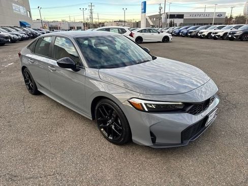 Certified 2025 Honda Civic Sport image 22