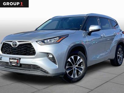 Used 2020 Toyota Highlander XLE