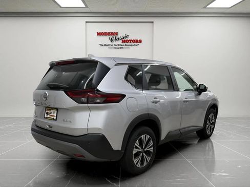 Used 2023 Nissan Rogue SV AWD/4WD image 7