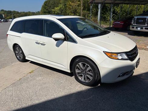 Used 2014 Honda Odyssey Touring image 8