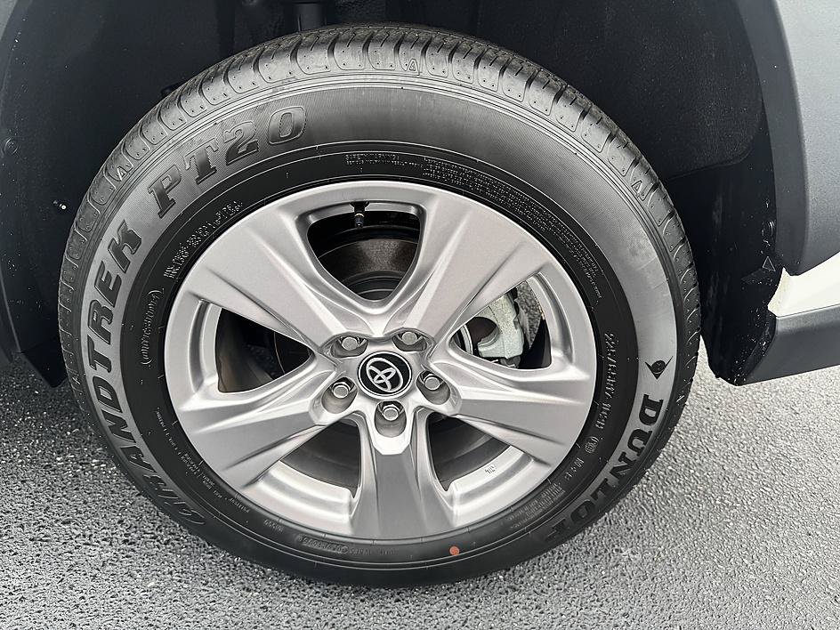Certified 2025 Toyota RAV4 XLE AWD/4WD image 26