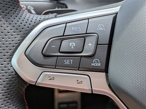 New 2025 Volkswagen GTI SE image 25