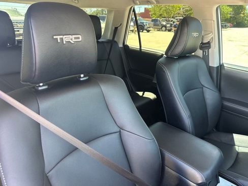Used 2022 Toyota 4Runner TRD Sport AWD/4WD image 31
